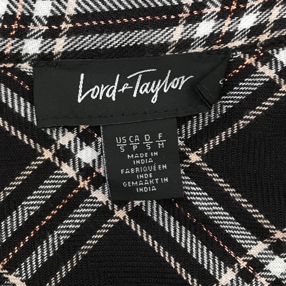 Lord + Taylor Plaid button up blouse Small - Picture 5 of 7